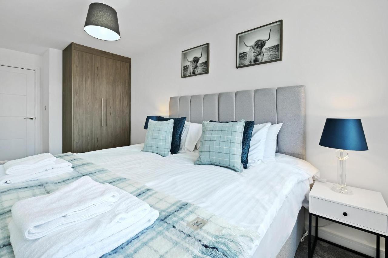 St Martins House Luxury 2 Bedroom Apartments Ruislip By 360Stays Exterior foto